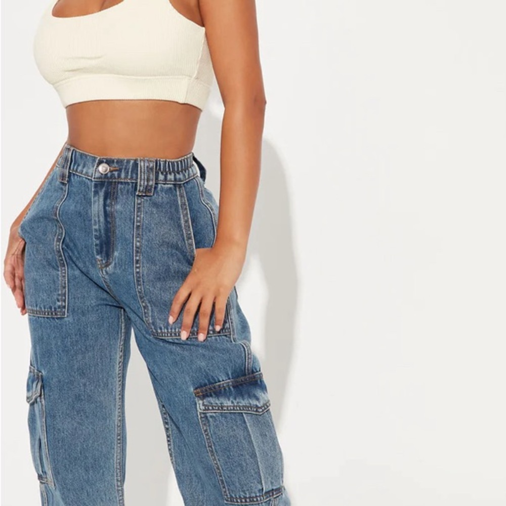 Cargo pants wide leg size 7